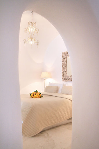 Bedroom 3, Onar Villas Oia - Onar Hotels Collection, South Aegean