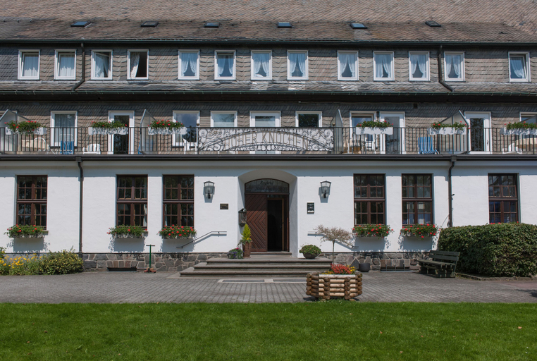 Exterior & Views 2, Berghotel Hoher Knochen, Hochsauerlandkreis