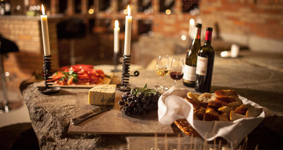 Food & Drinks