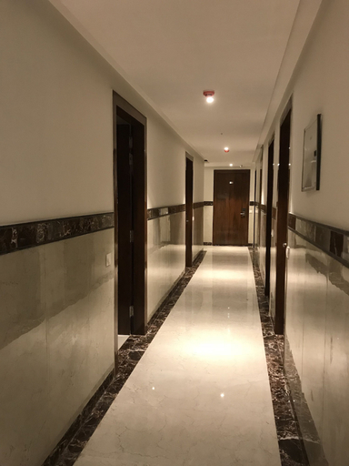 Others 5, Hotel The Vegas, Delhi