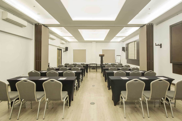 Business Facilities 24
