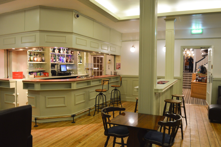 Food & Drinks 5, The Star Hotel, Southampton