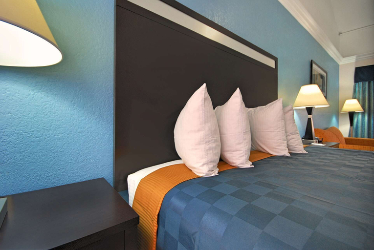 Bedroom 3, Americas Best Value Inn Sinton, San Patricio