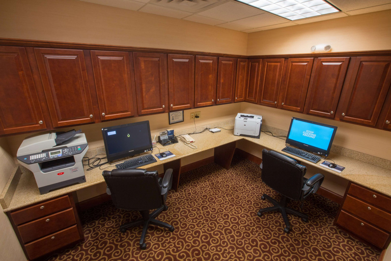 Others 5, Hampton Inn Goshen, Elkhart