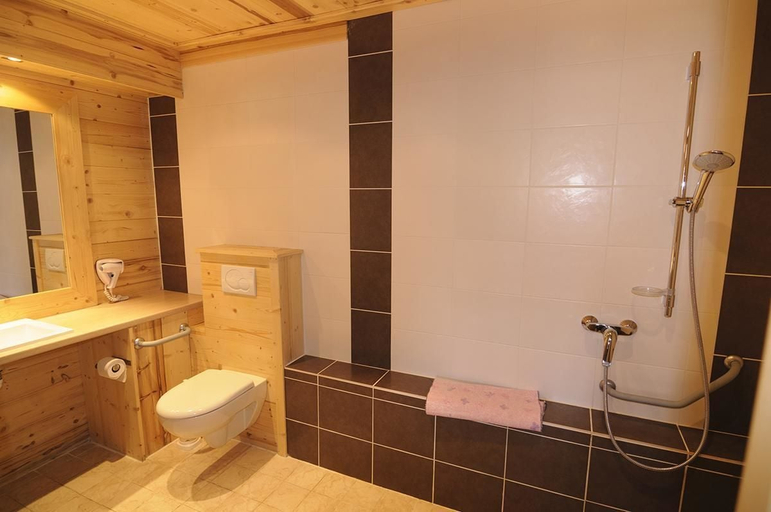 Bathroom 4, Hôtel Le Very, Savoie