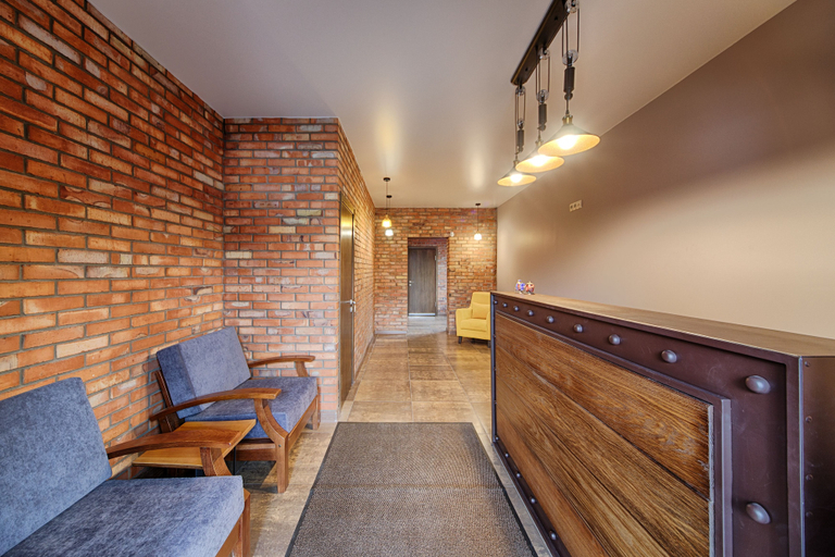 Public Area, House 213, Novousmanskiy rayon