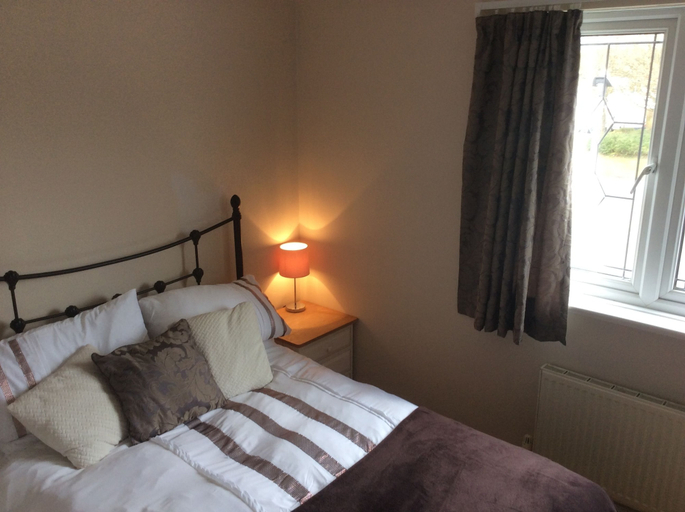 Bedroom 2, 108 Gurnard Pines, Isle of Wight