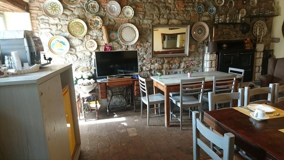 Food & Drinks, Agriturismo Domus Etrusca, Siena