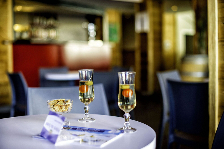 Food & Drinks 5, SOWELL RESIDENCES New Chastillon, Alpes-Maritimes