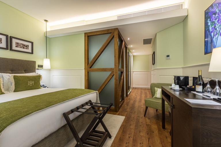 Bedroom 3, Lisbon Wine Hotel, Lisbon