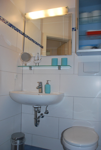 Bathroom, Duhner Strandliebe, Cuxhaven