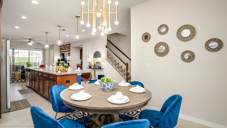 Food & Drinks 5, Orlando Newest Resort Community Town Home, Orange