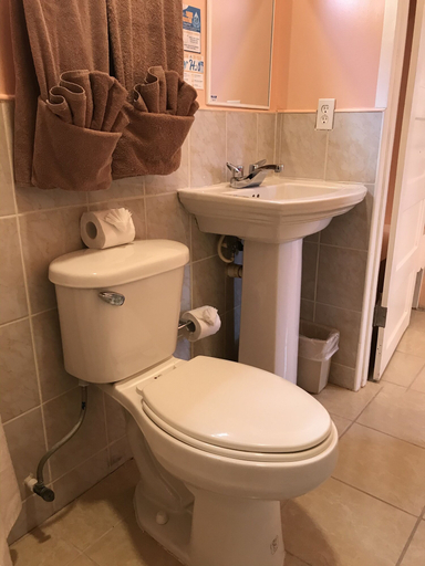 Bathroom 4, Tropical Paradise Hotel