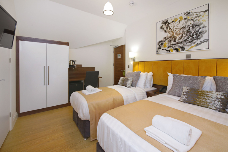 Bedroom 3, Imperial Guest House, London