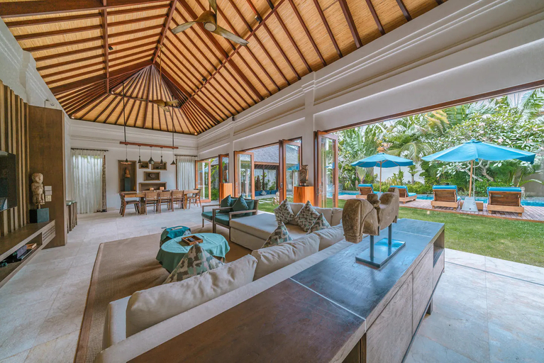 Others 5, Villa Kajou: Spacious 4BD Villa in Seminyak Close to the Beach, Badung