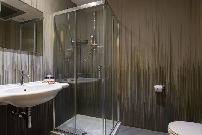 Bathroom 4, Hotel Roma Sud, Roma
