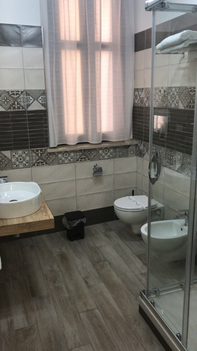Bathroom 5, Case Vacanze al Duomo, Agrigento