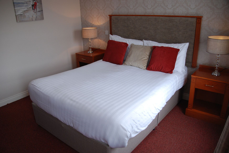 Bedroom 3, Ballyliffin Hotel