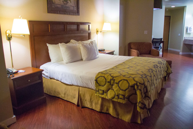 Bedroom 3, Baymont by Wyndham Yreka, Siskiyou