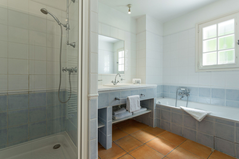 Bathroom 4, Madame Vacances Les Hauts du Carré Beauchêne, Var