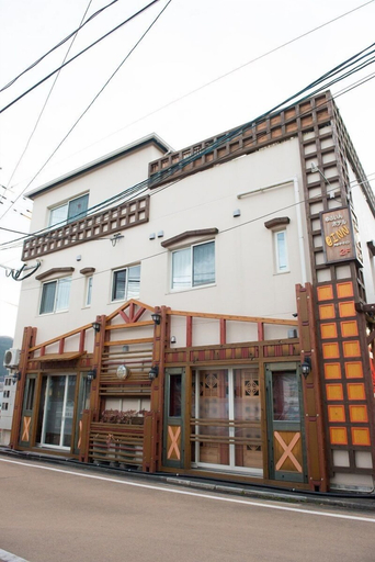 Exterior & Views 2, Etavia Yufuin ekimae, Yufu