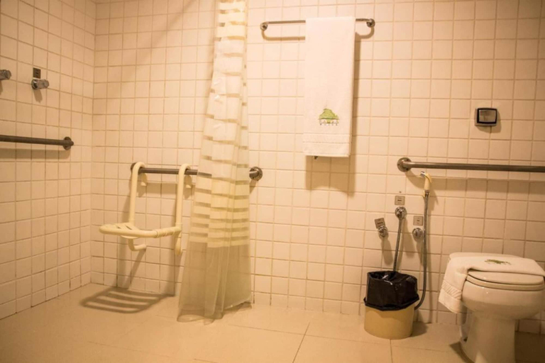 Bathroom 5, Carlton Plaza Baoba, Taubaté
