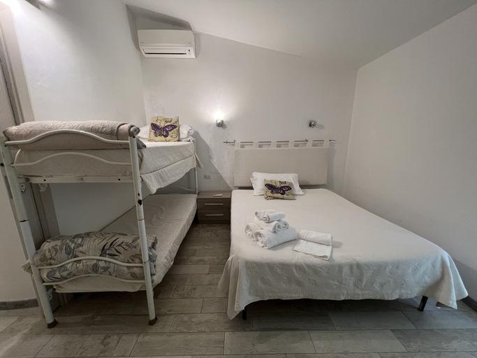 Bedroom 2, In Campagna da Nino, Olbia-Tempio