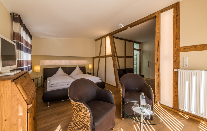 Bedroom 3, Hotel Weinberg-Schlößchen, Mainz-Bingen