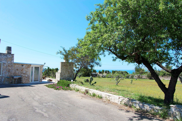 Front of property, Trullo Saracino, Lecce