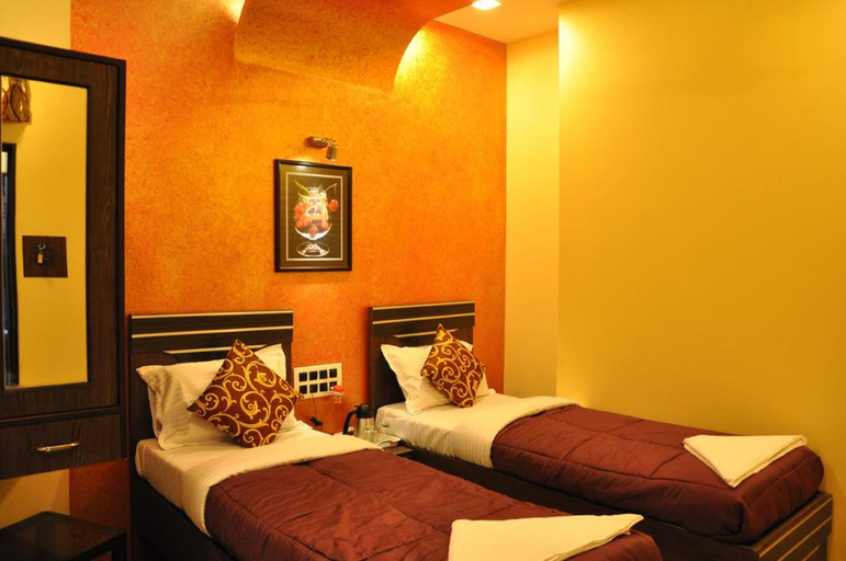 Others 5, Hotel Planet Plaza, Mumbai Suburban