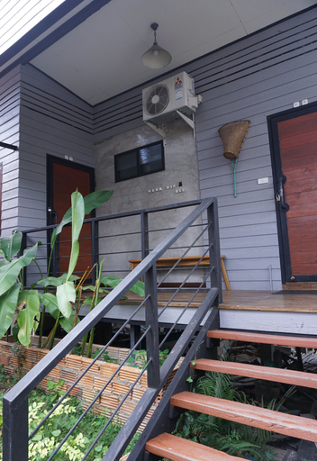Exterior & Views 2, R-Lampang Guest House, Muang Lampang