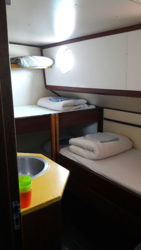 Bedroom 5, Intersail hostel Amsterdam, Amsterdam