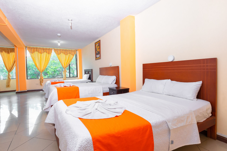 Bedroom 4, Hotel Miraflores, Ibarra