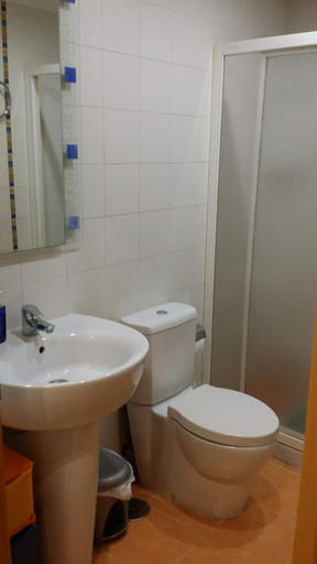 Bathroom 3, Apartamento Chevere Verde, Asturias