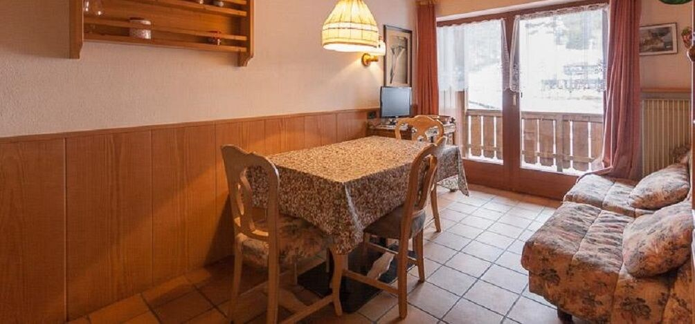 In-room dining 2, Casa Tiziano, Belluno