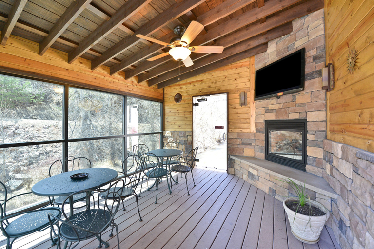 Others 5, Super 8 by Wyndham Deadwood / Black Hills Area, Lawrence