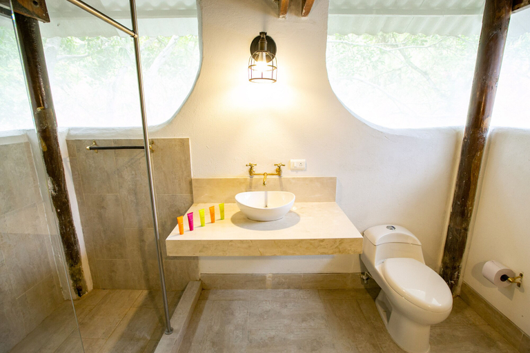 Bathroom 5, Aura Hotel Barú, Cartagena de Indias