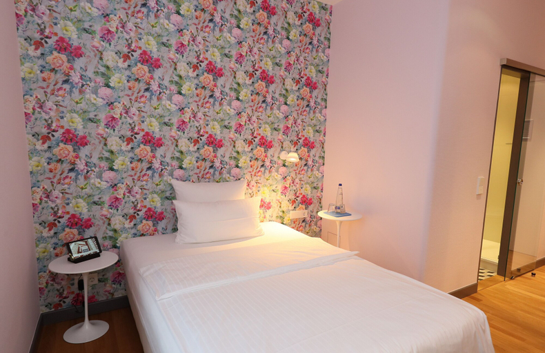 Bedroom 3, MOMA1890 Boutique Hotel, München