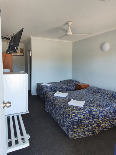 Bedroom 5, Kooyong Hotel, Mackay - Pt A