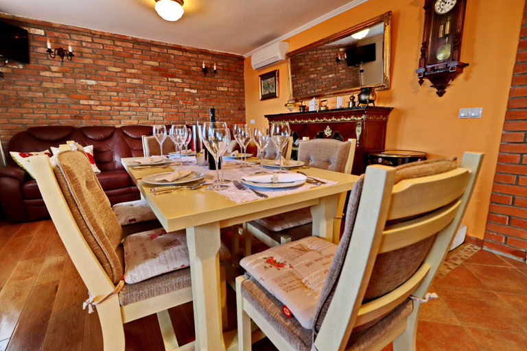 Food & Drinks 4, Stone House San Pelegrin, Vela Luka