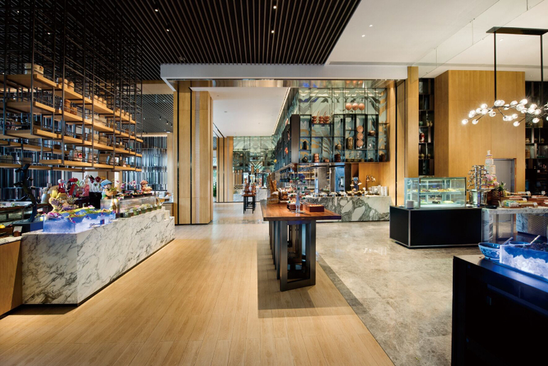 Food & Drinks 3, Crowne Plaza KUNMING ANCIENT DIAN TOWN by IHG, Kunming