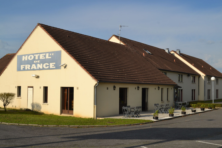 Exterior & Views 2, Kyriad Chantilly Nord Saint Maximin, Oise