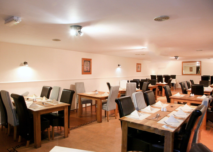 Food & Drinks 4, Lumb Farm Country Club, Derbyshire