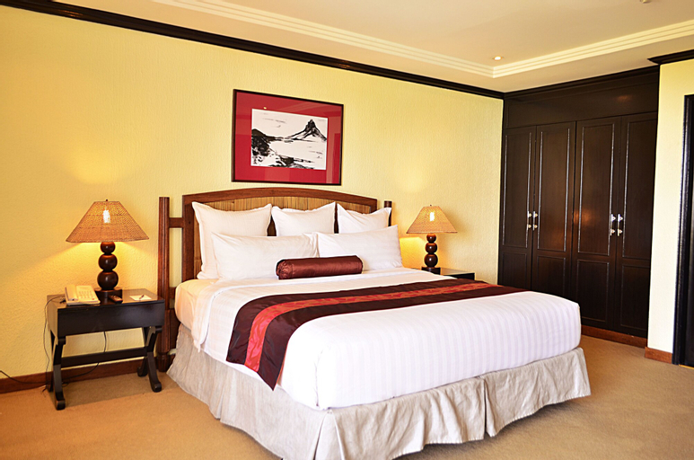 Bedroom 3, Thunderbird Resorts - Rizal, Binangonan