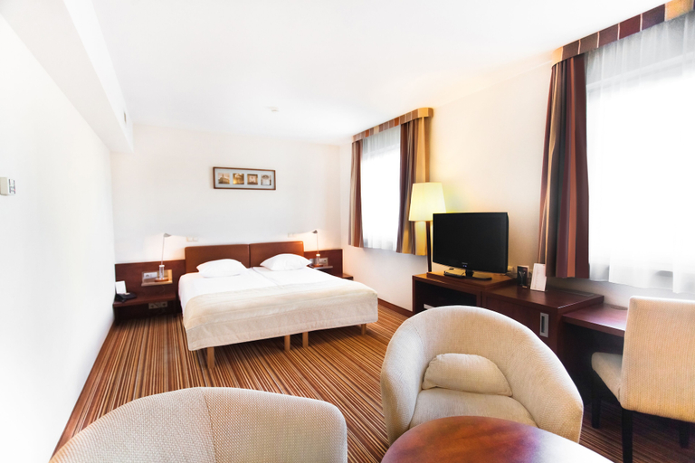 Bedroom 3, Qubus Hotel Gliwice, Gliwice City