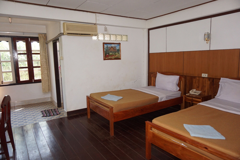 Others 4, Champa Hotel, Pakxe