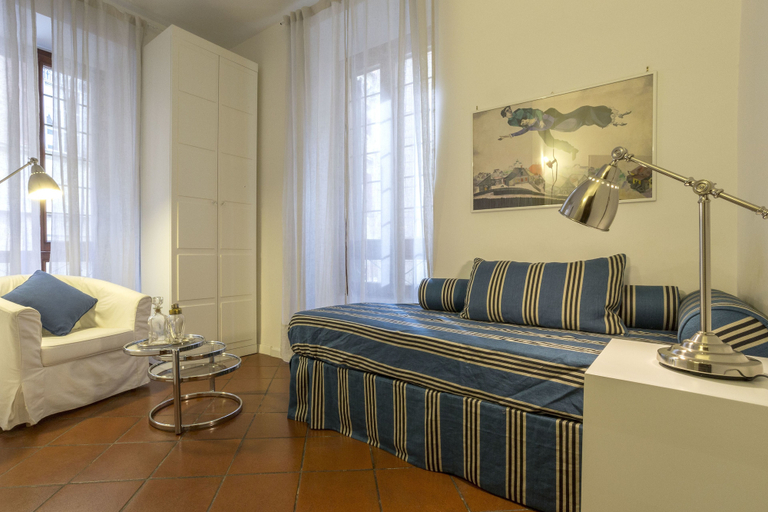 Room 2, Gianicolo's Hill Suite Apartment, Roma