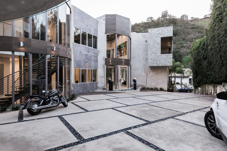 Exterior & Views 2, Chantilly Estate, Los Angeles
