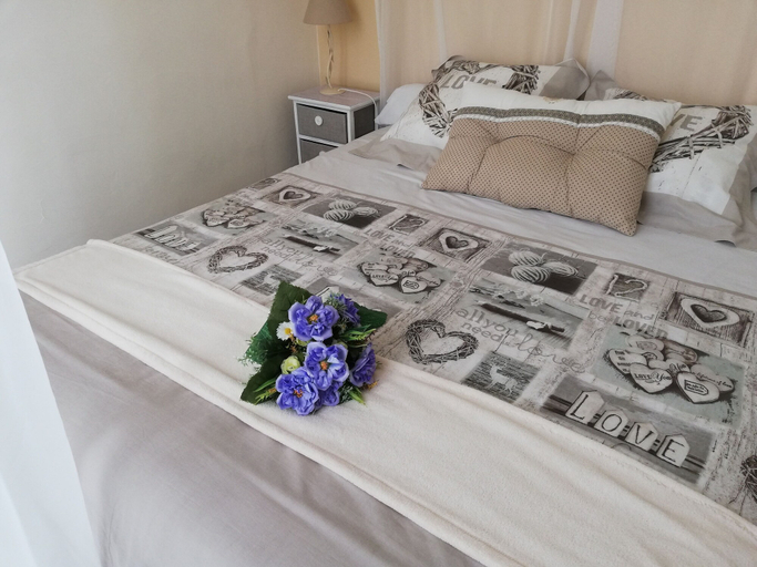 Bedroom 3, A La Duvetine, Landes