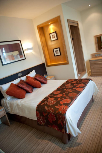 Bedroom 2, Strangford Arms Hotel Newtownards, North Down and Ards